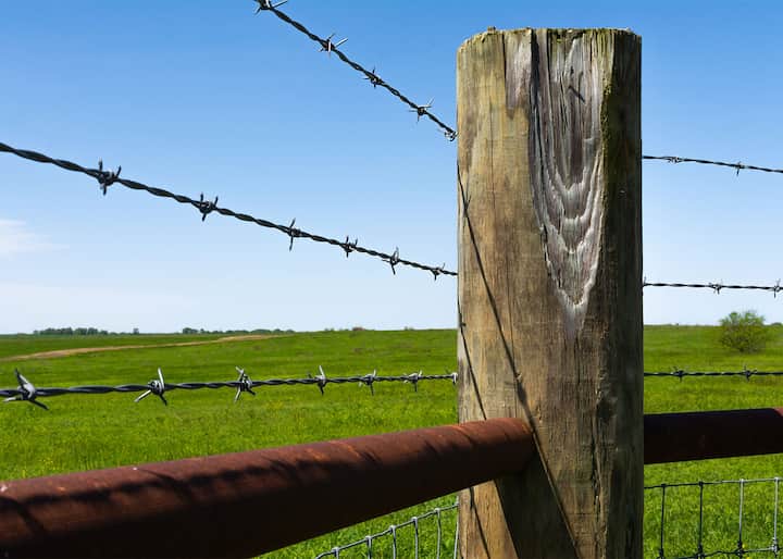 How is a barbed fencing wire useful? San Antonio Fencing Co